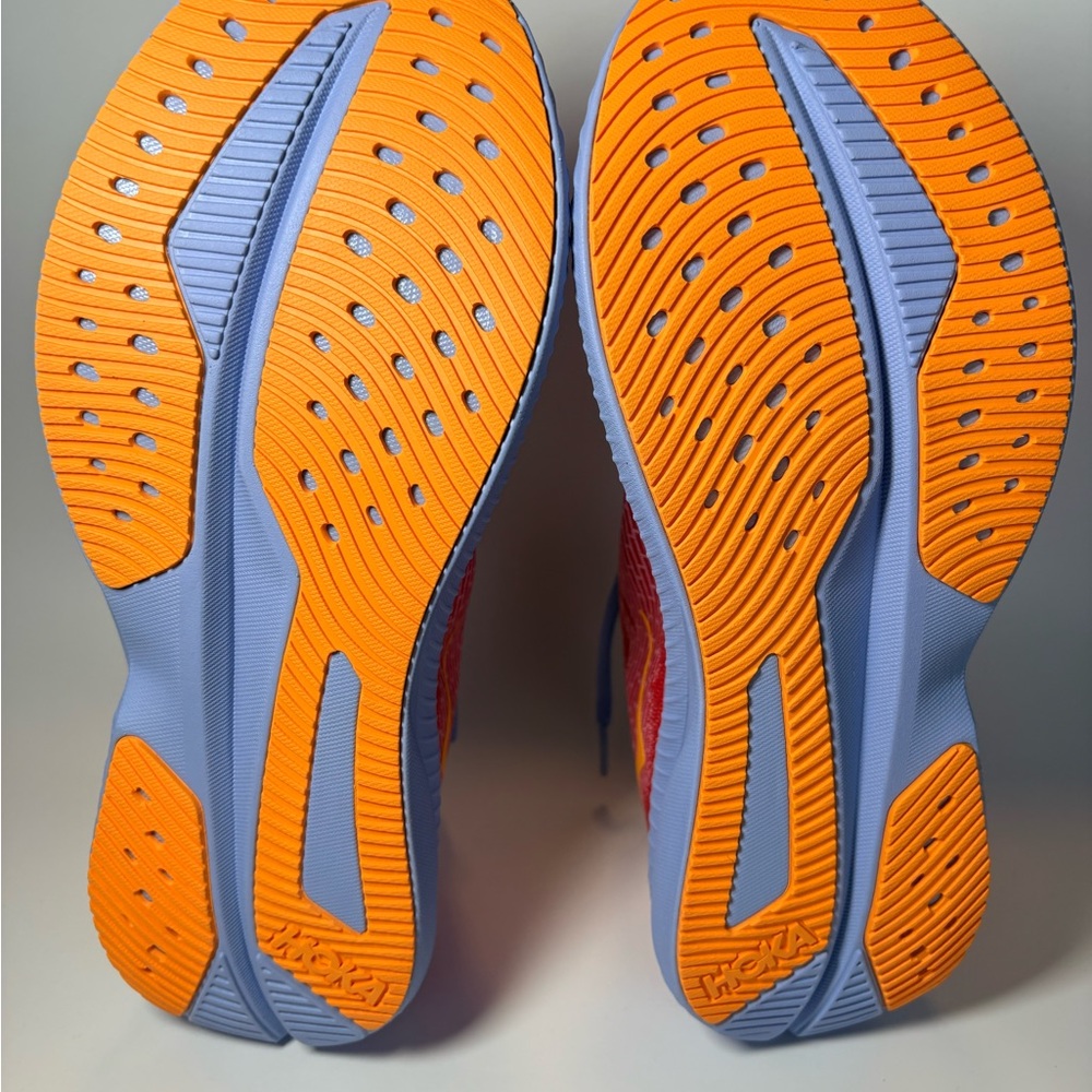 Brand New in box HOKA Mach6 Pink & Blue Running Shoe. Youth size 6.5. 🔥🔥🔥 - Picture 4 of 14